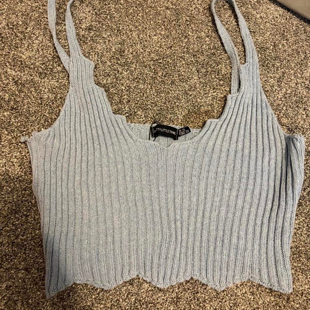 Nwt pretty little thing light